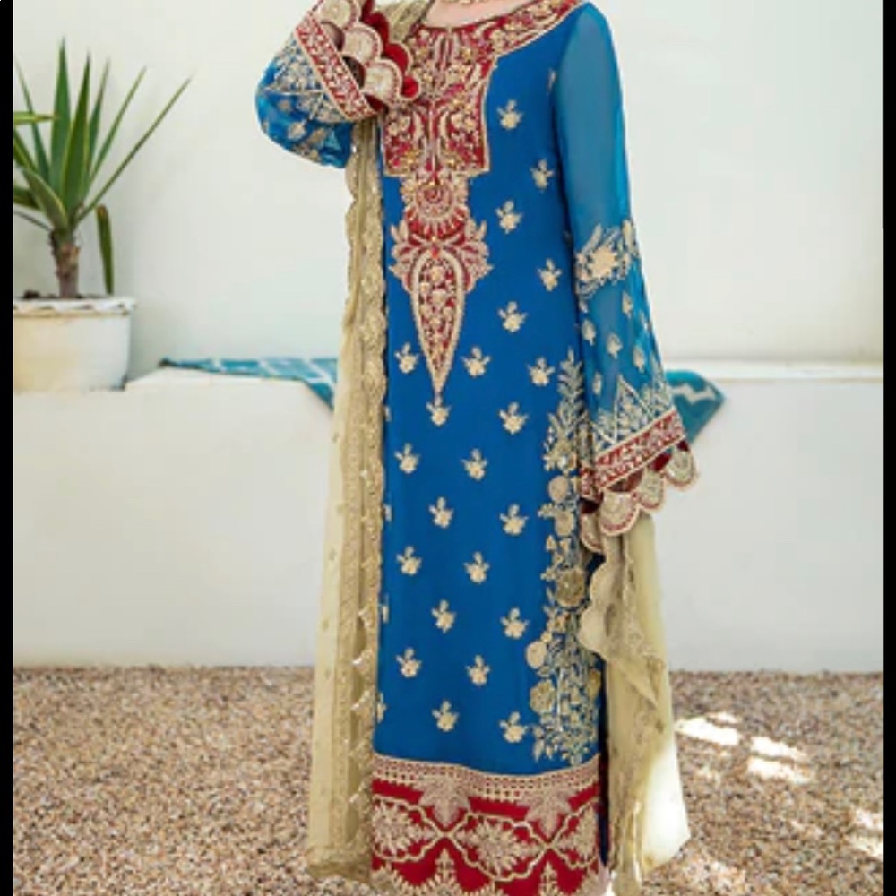 Imrozia original 3 pcs Pakistani suit.